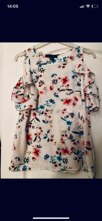 Top fleuri épaules dénudées Primark