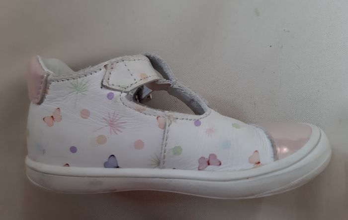 chaussures salomé blanches et roses mi-saison / été fille - papillons - Bellamy - 23 - photo numéro 7