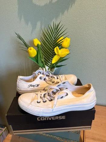 Baskets basses femme avec cœur