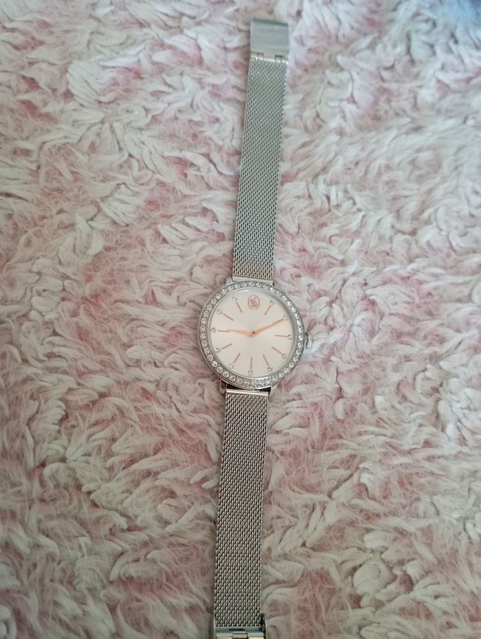 Montre Swarovski - photo numéro 1