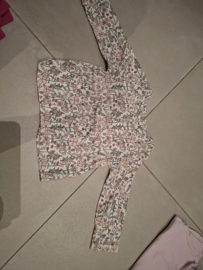 Lot de 14 tee shirts 12 mois fille - photo numéro 5