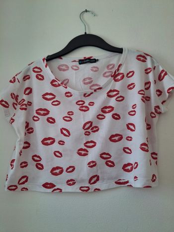 Tshirt crop top ample bisous - taille M - neuf