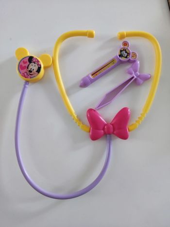 Jouet accessoires docteur Minnie Disney