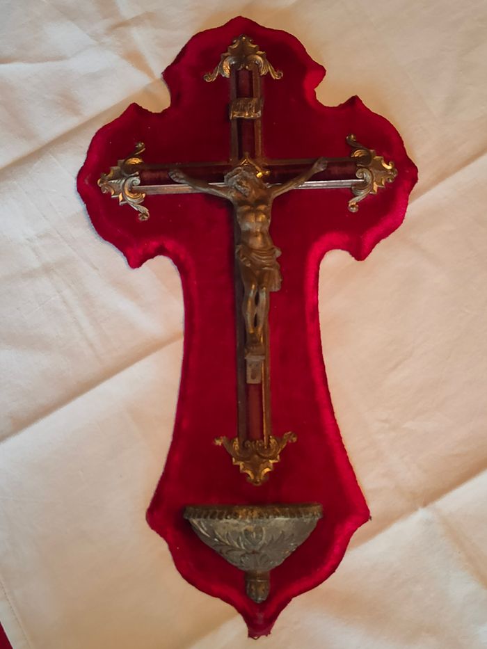 Ancien bénitier (n°18)