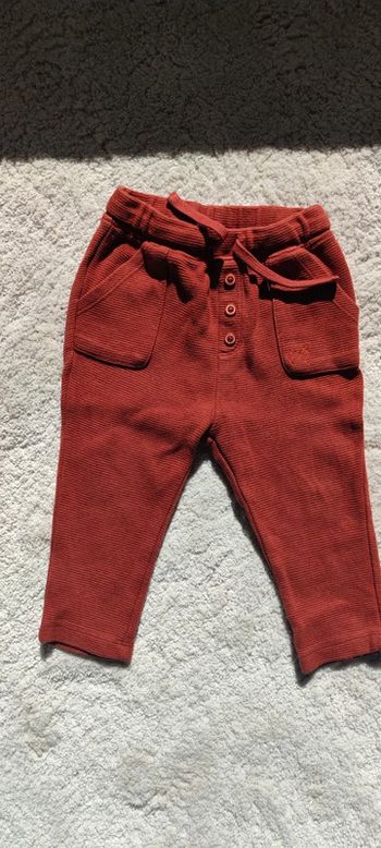 Pantalon Kiabi, 18 mois.