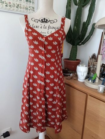 Mini robe vintage boutonnée à fleurs taille 36