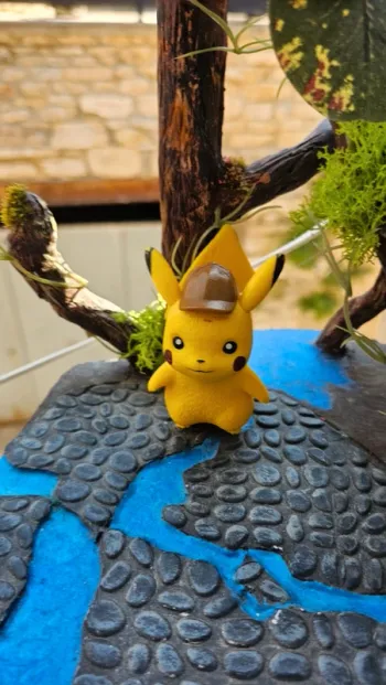 Super figurine Pokemon Nintendo pikachu détective macdo
