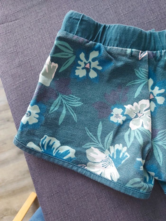 Short fleuri Vertbaudet taille 4 ans - photo numéro 8