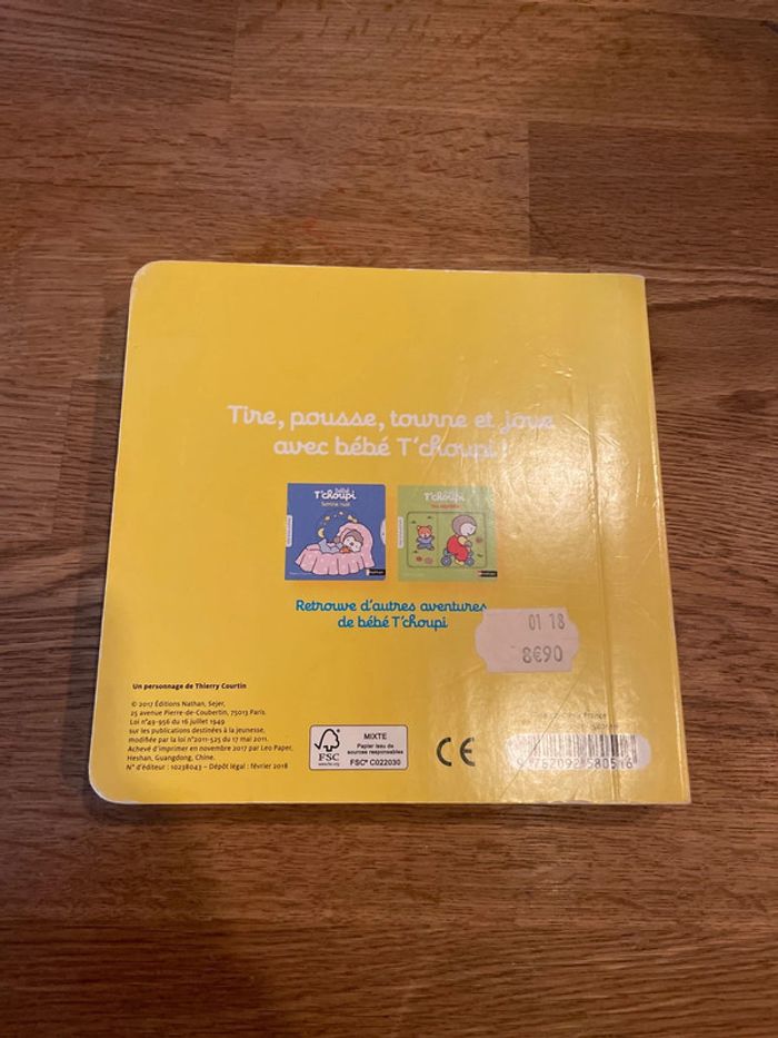 Livre cartonné Mes livres animés Tchoupi à la crèche - photo numéro 4