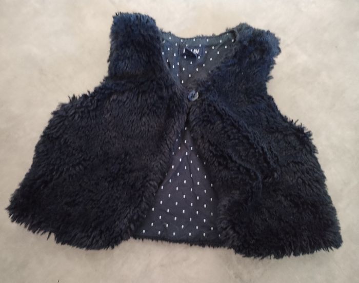 Gilets 3 mois fille - photo numéro 2