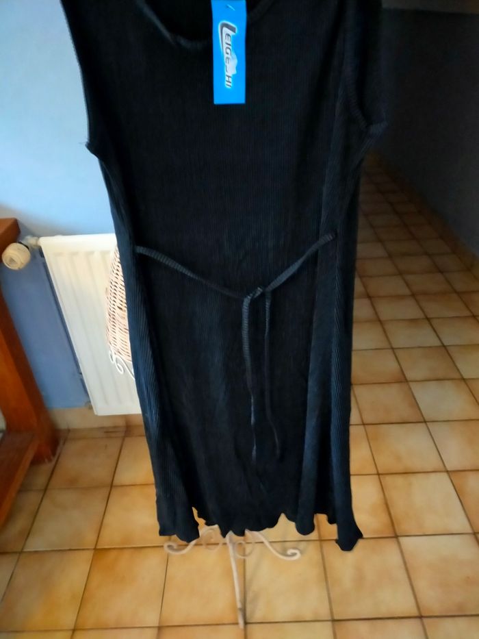 Robe fluide - photo numéro 2