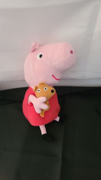 Doudou cochon rose rouge avec chien PEPPA PIG
