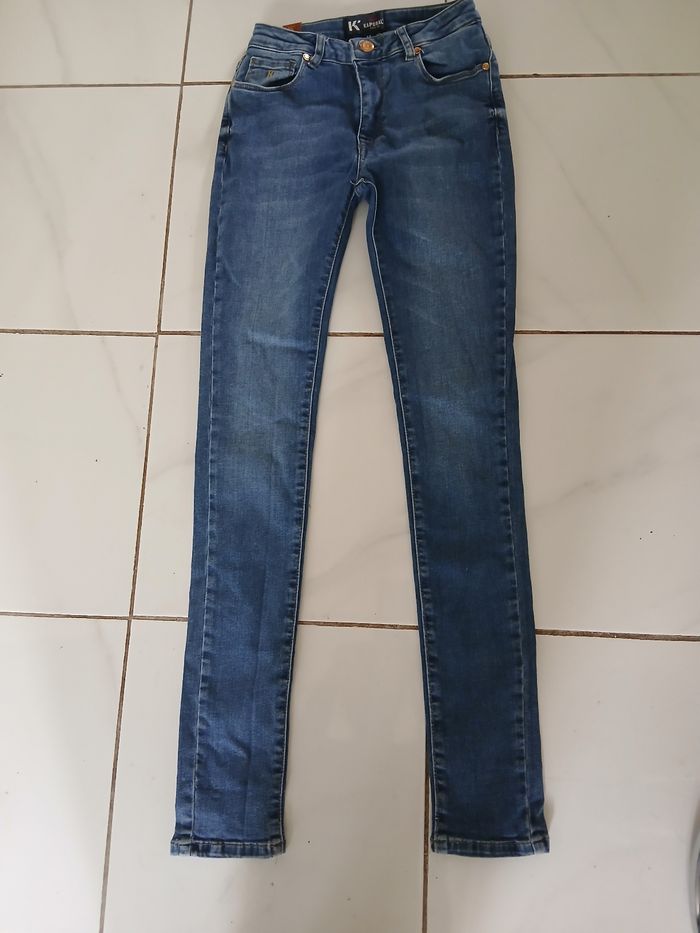Pantalon jean caporal fille taille 14 ans tres bonne etat - photo numéro 3