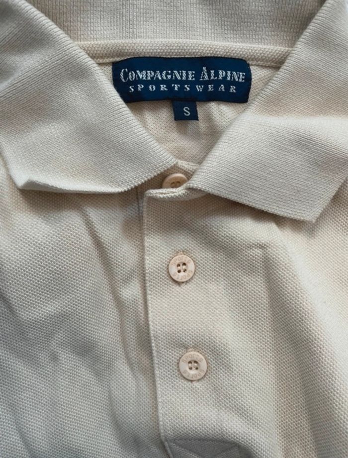 2 polos bleu et crème neuf taille S - photo numéro 4