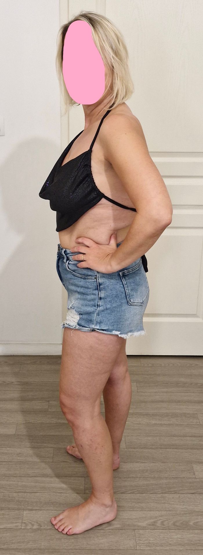 Crop top court fluide asymétrique - photo numéro 2