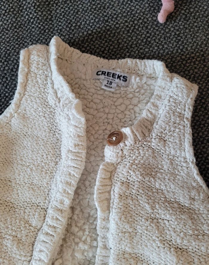 Gilet sans manche fille 18 mois - photo numéro 2