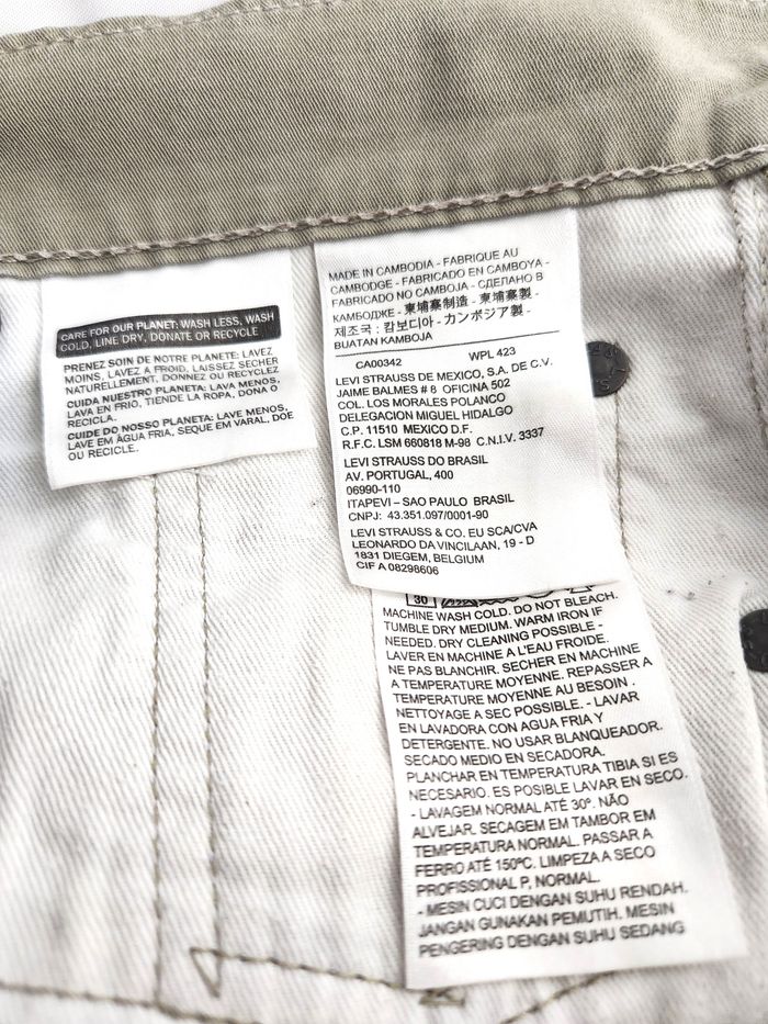 Pantalon Chino Levi's 511 Beige - Taille 40 FR (W30 US) - photo numéro 6