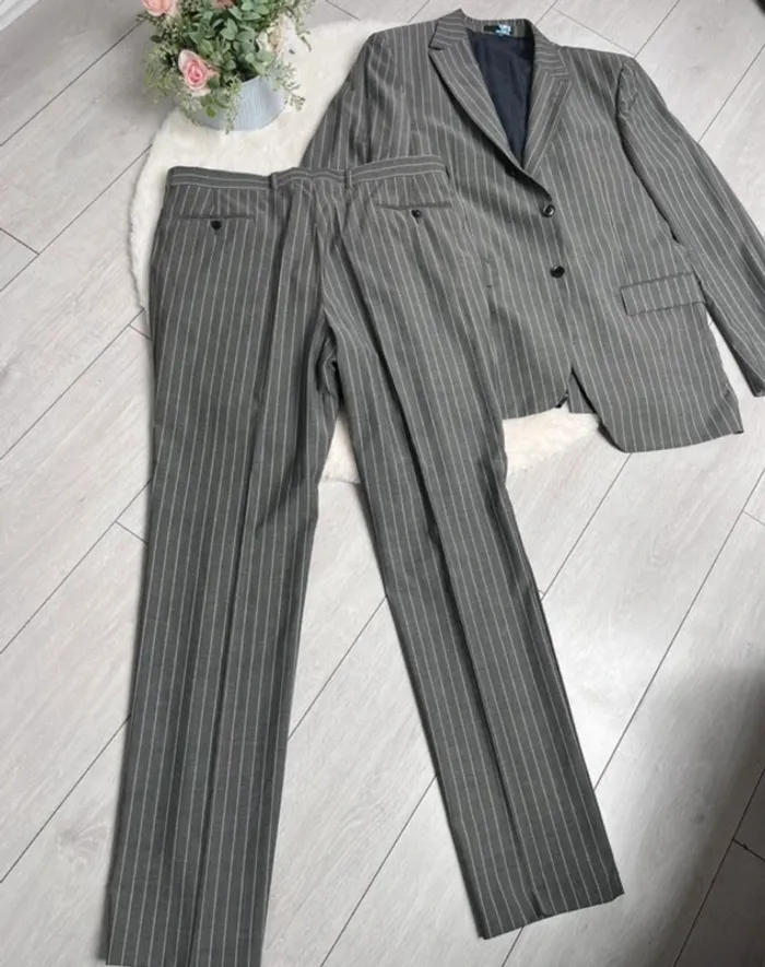 Ensemble de tailleur veste 56/pantalon 49 - photo numéro 5