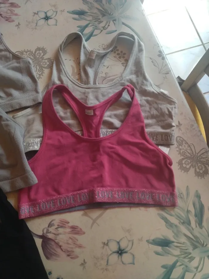 Lot de 8 brassières - photo numéro 2