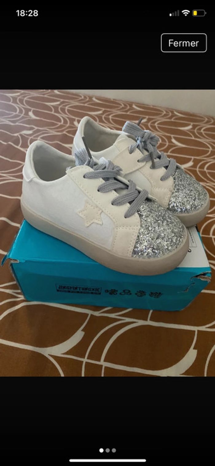 Chaussure fille taille 25