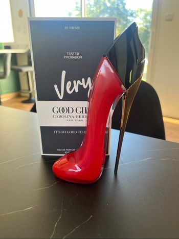 Parfum Very good girl Carolina Herrera