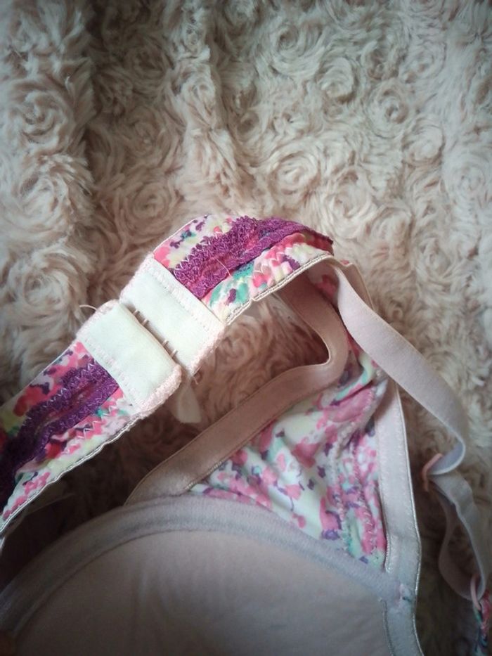 Soutien gorge 75C - photo numéro 5