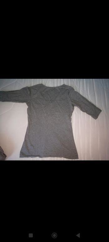 Tee shirt gris taille 34/36 neuf