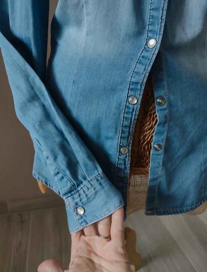 Chemise bleue - photo numéro 3
