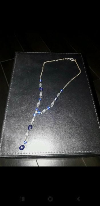 Collier fantaisie bleu