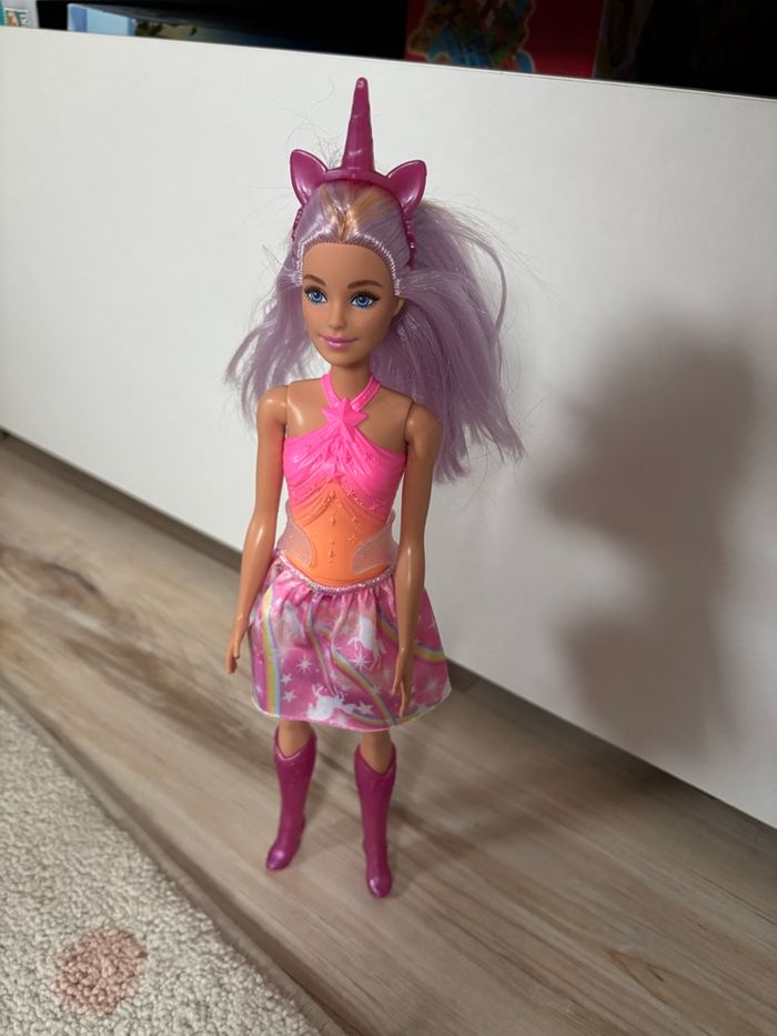 Barbie licorne - photo numéro 2