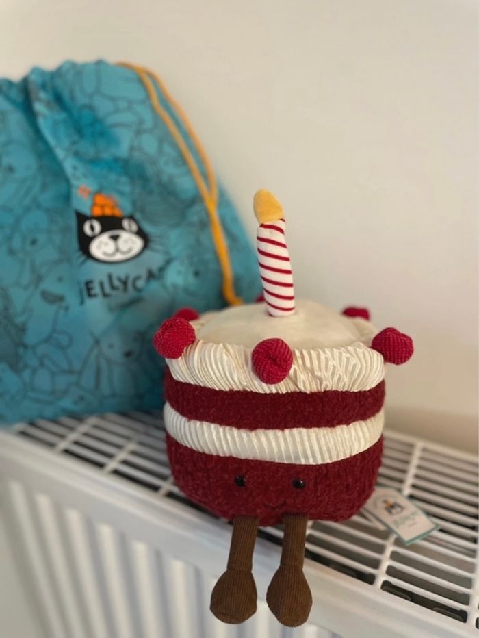 Peluche Jellycat Cheri Cake 🍒
