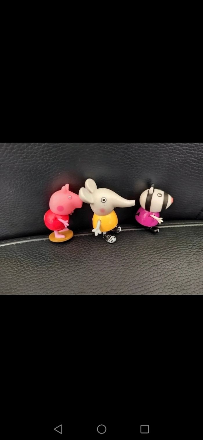 Figurines Peppa pig - photo numéro 2