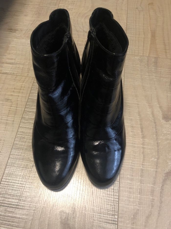 Bottines en cuir laqué - pointure 38 - photo numéro 2