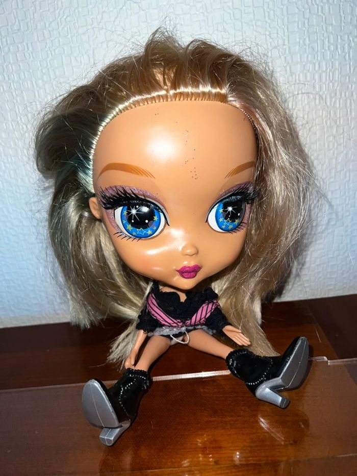Poupée mattel rockabelle beauty cuties 2006, Style Blythe
