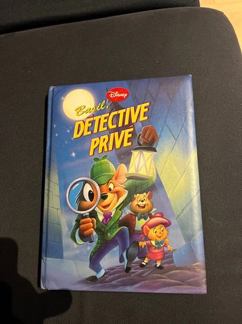 Livre pour enfants Disney couverture matelassé Basil détective privé