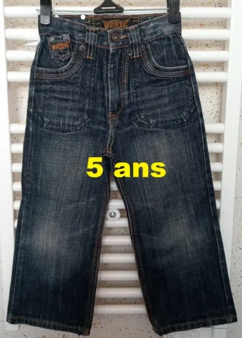 Jeans Scott & Fox Taille 5 ans