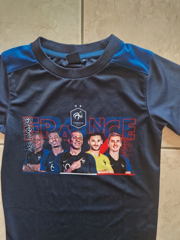 Tee shirt fff 2 etoiles 8 ans - photo numéro 2