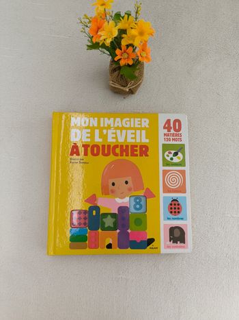 Livre Mon imagier de l'éveil à toucher Milan