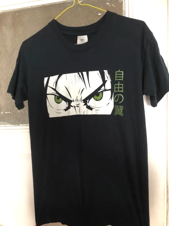 T shirt enfant/ado « L’attaque des titans » taille 12-14 ans - photo numéro 19