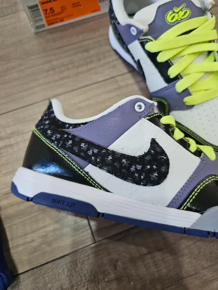 Très belles baskets Nike Air Mogan, blancnoir, pointure 38,5 - photo numéro 8