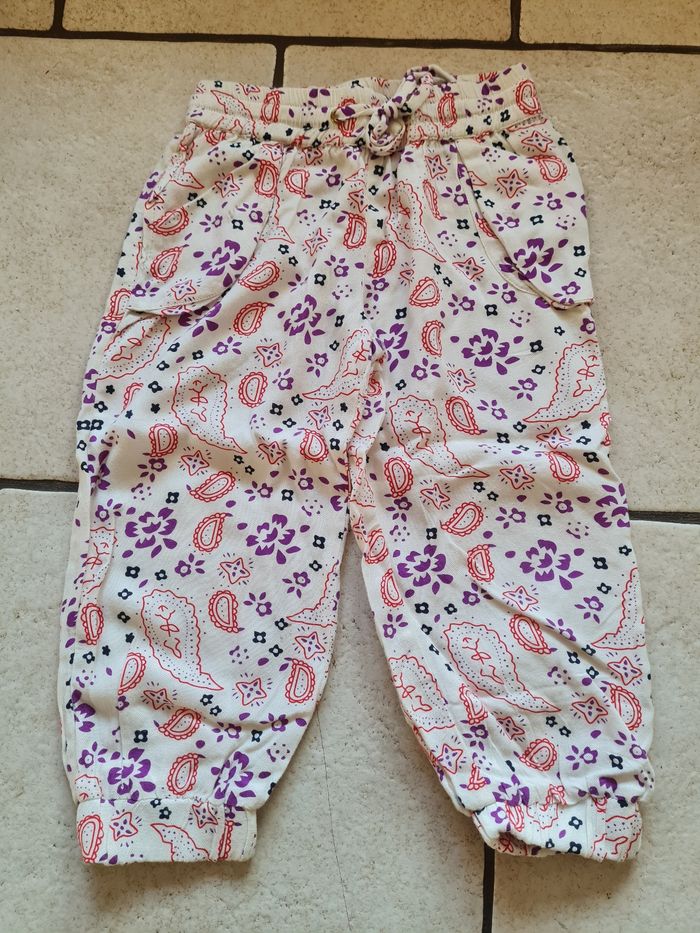 2 pantalons léger 3 ans - photo numéro 2