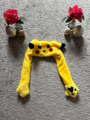 🌺Bonnet avec oreilles dansantes pikachu🌺