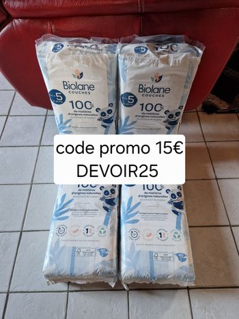 160 couches Biolane taille 5
