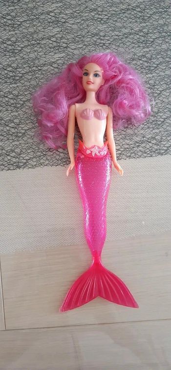 Sirène pliable rose fuchsia en très bon état