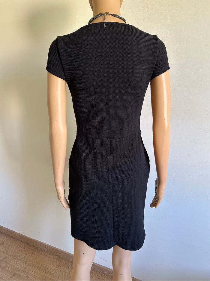 Robe noire à manches courtes Morgan taille 34 jamais portée - photo numéro 5