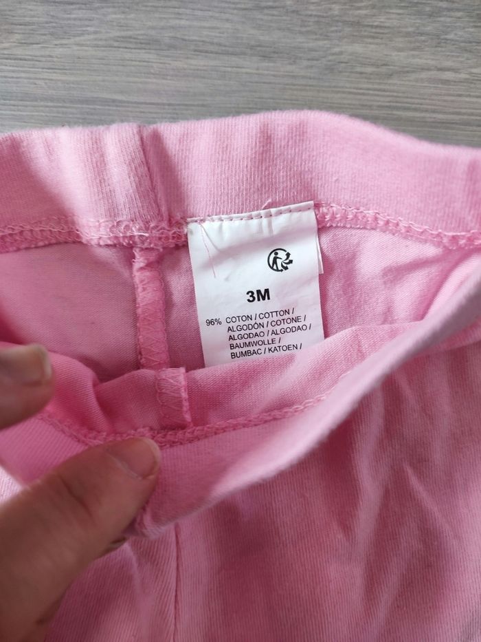 Leggings rose 3 mois très bon état - photo numéro 2