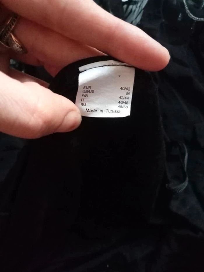 Robe de soirée noire - photo numéro 8