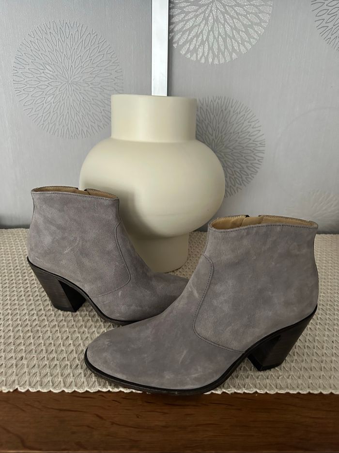 Belle paire de free lance neuve t35