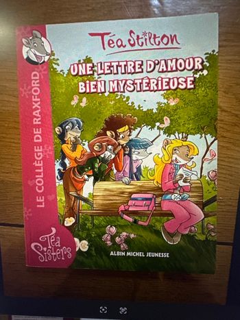 Livre Geronimo Stilton - Une lettre d amour mystérieuse