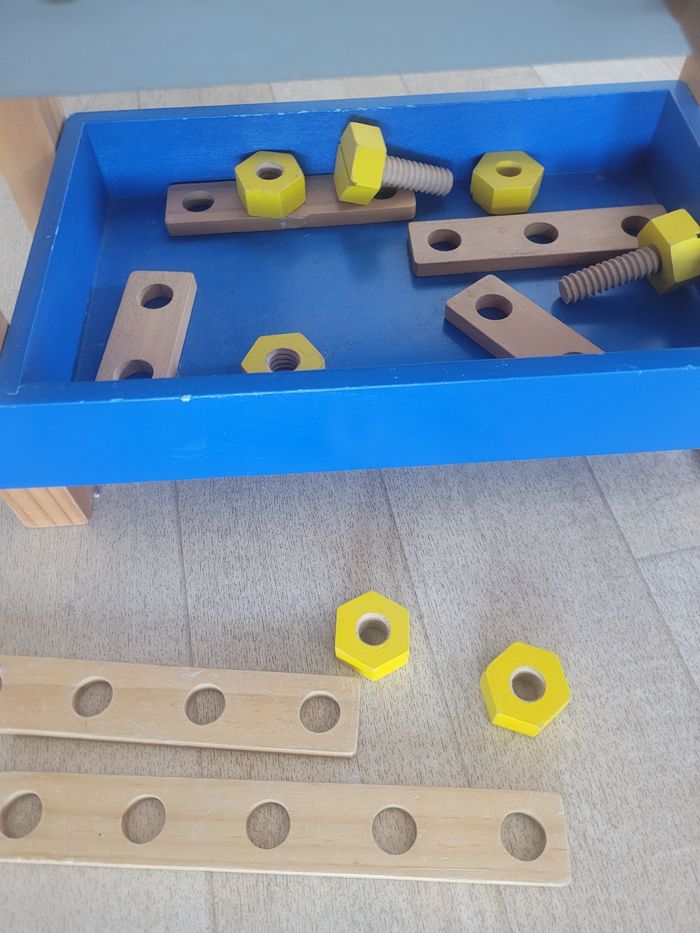 Établi en bois avec outils 🔧 - photo numéro 3